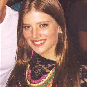 Meet your Posher, Joana